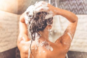 Shampoo your scalp timely to prevent hair loss