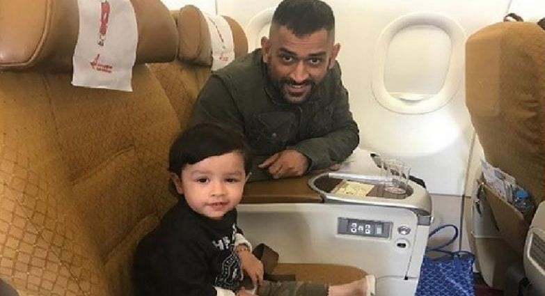 dhoni-ziva