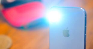 how to turn off flashlight on iphone x